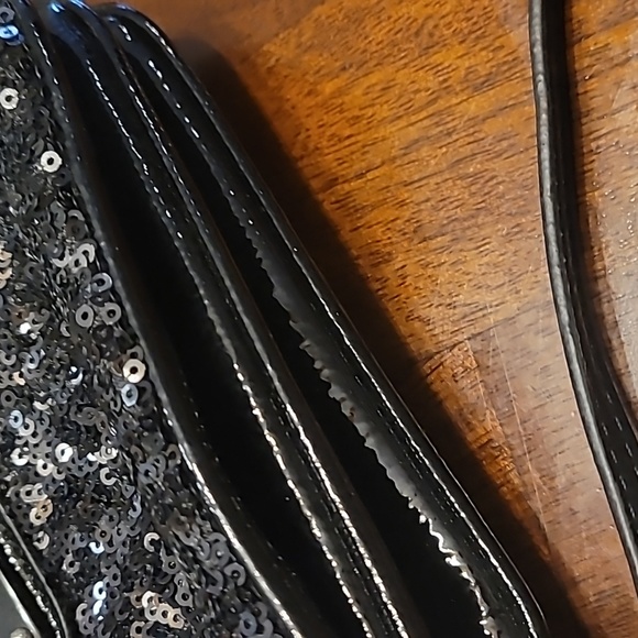 Sequin Crossbody Bag - Picture 3 of 12